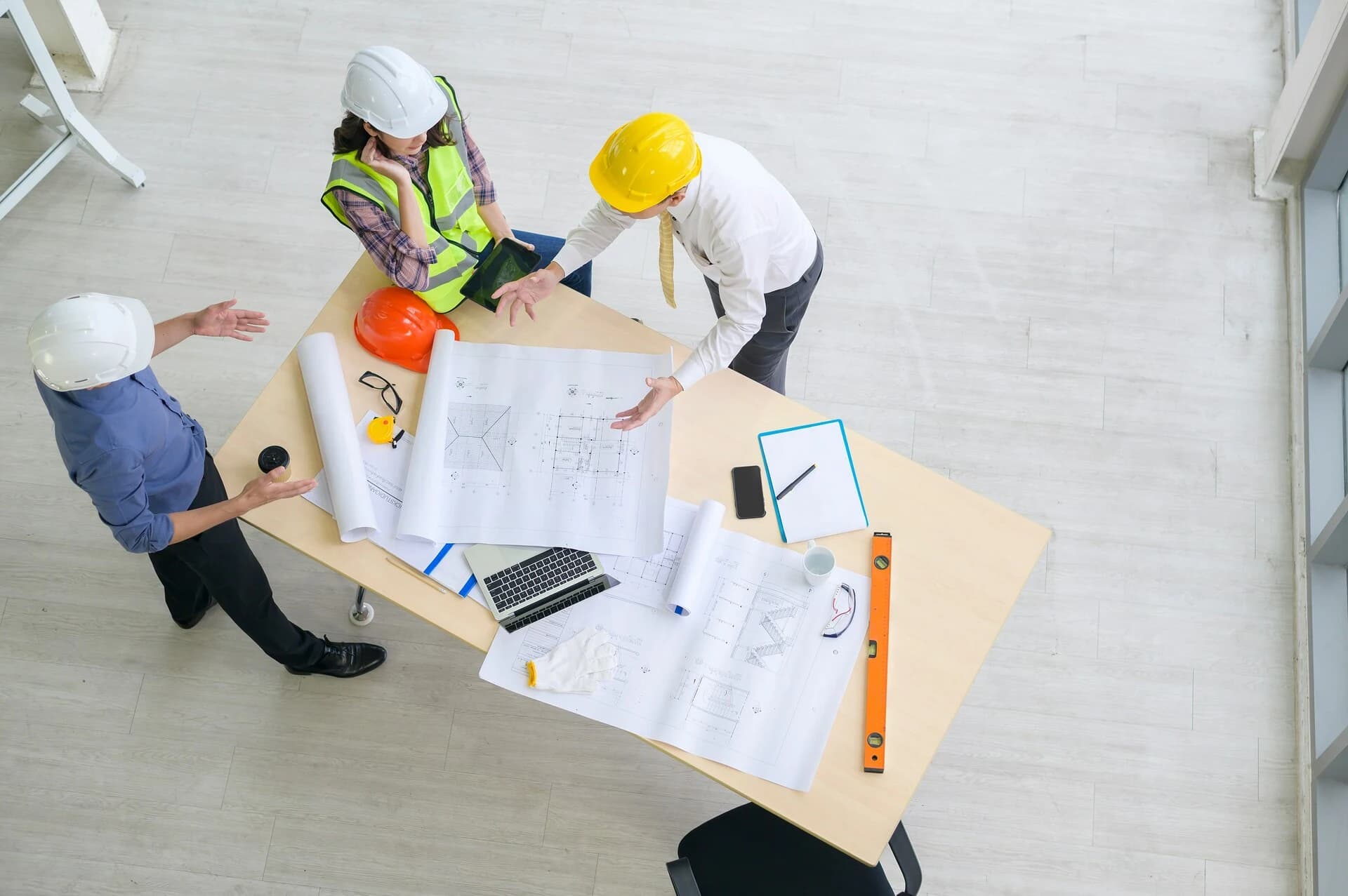 Beratung zu DIN ISO 14001, 9001 und 45001